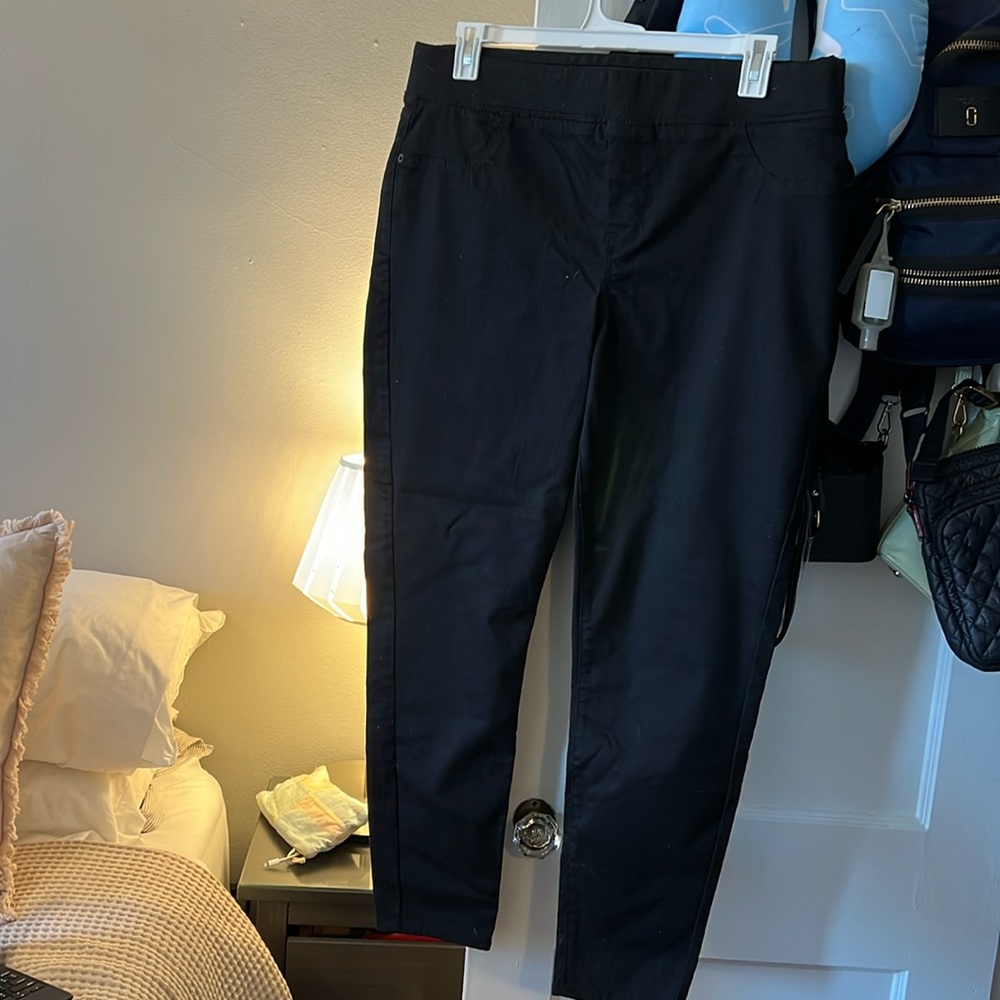 Black skinny jeans